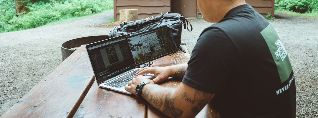 Potencia tu Productividad: La Clave del Trabajo Remoto con Múltiples Monitores