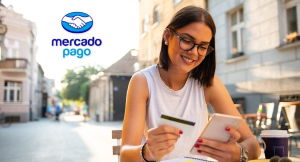Método de pago fácil y seguro en tienda Shopify para clientes que adquieren monitores portátiles Mobile Pixels; opción de cuotas sin interés, checkout rápido y múltiples medios de pago para una compra accesible y conveniente.